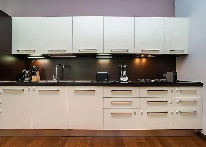 Oriental Touch River Apartment